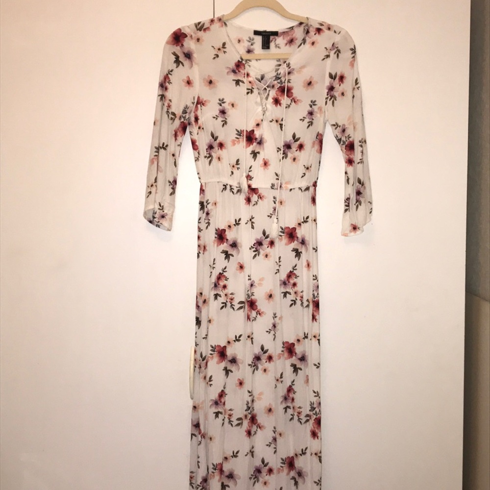 Floral printed dress with slit